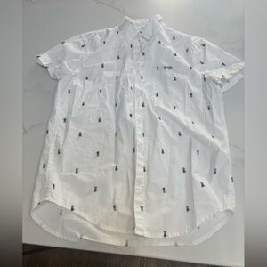 Hollister size small pineapple button down short sleeve shirt